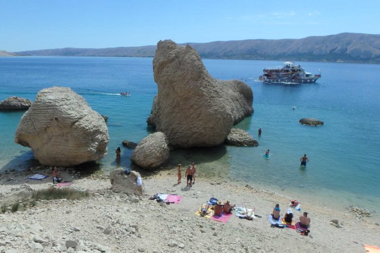 Pag Bay Cruise Badestopp